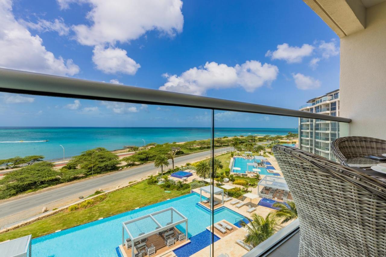 Azure Beach Residences Palm Beach Eksteriør billede
