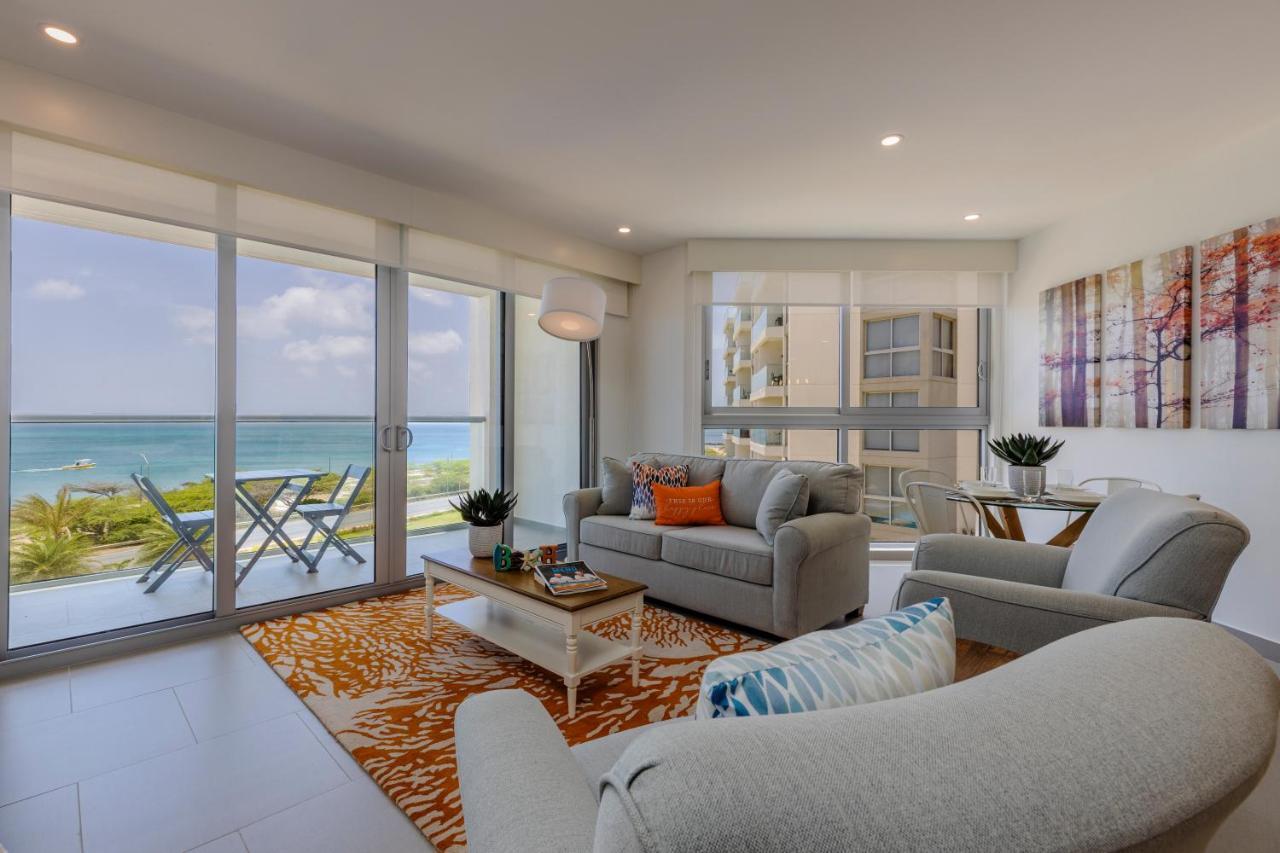 Azure Beach Residences Palm Beach Eksteriør billede