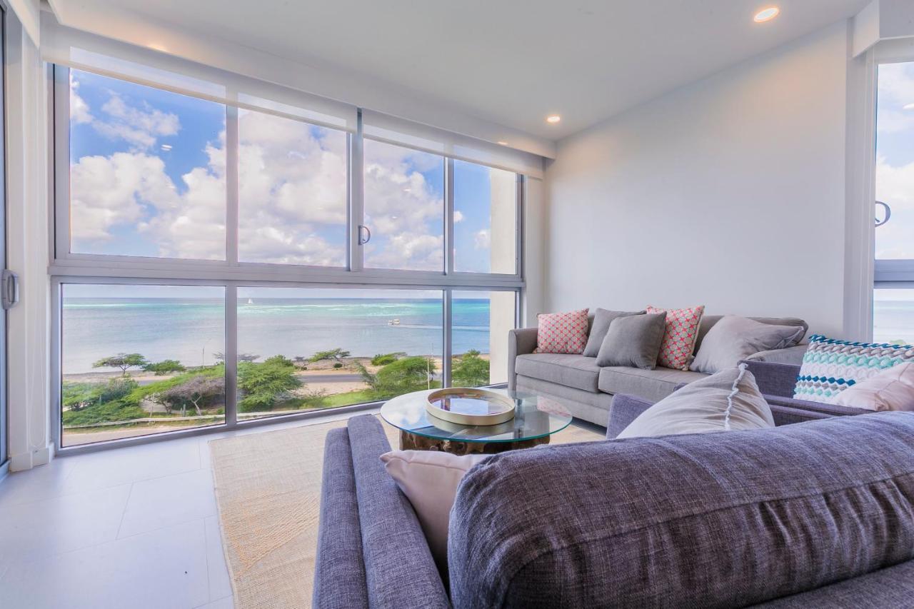 Azure Beach Residences Palm Beach Eksteriør billede