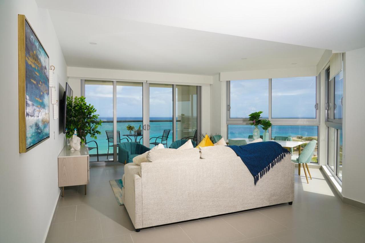 Azure Beach Residences Palm Beach Eksteriør billede